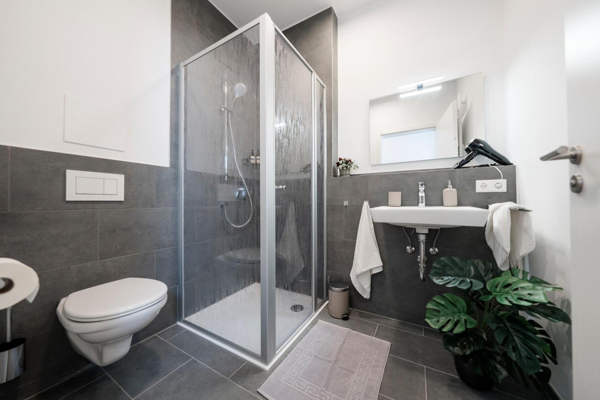 Kocasa-Apartments 01, City-Center Boeblingen, Stellplatz, Balkon, Waipu-Tv מראה חיצוני תמונה