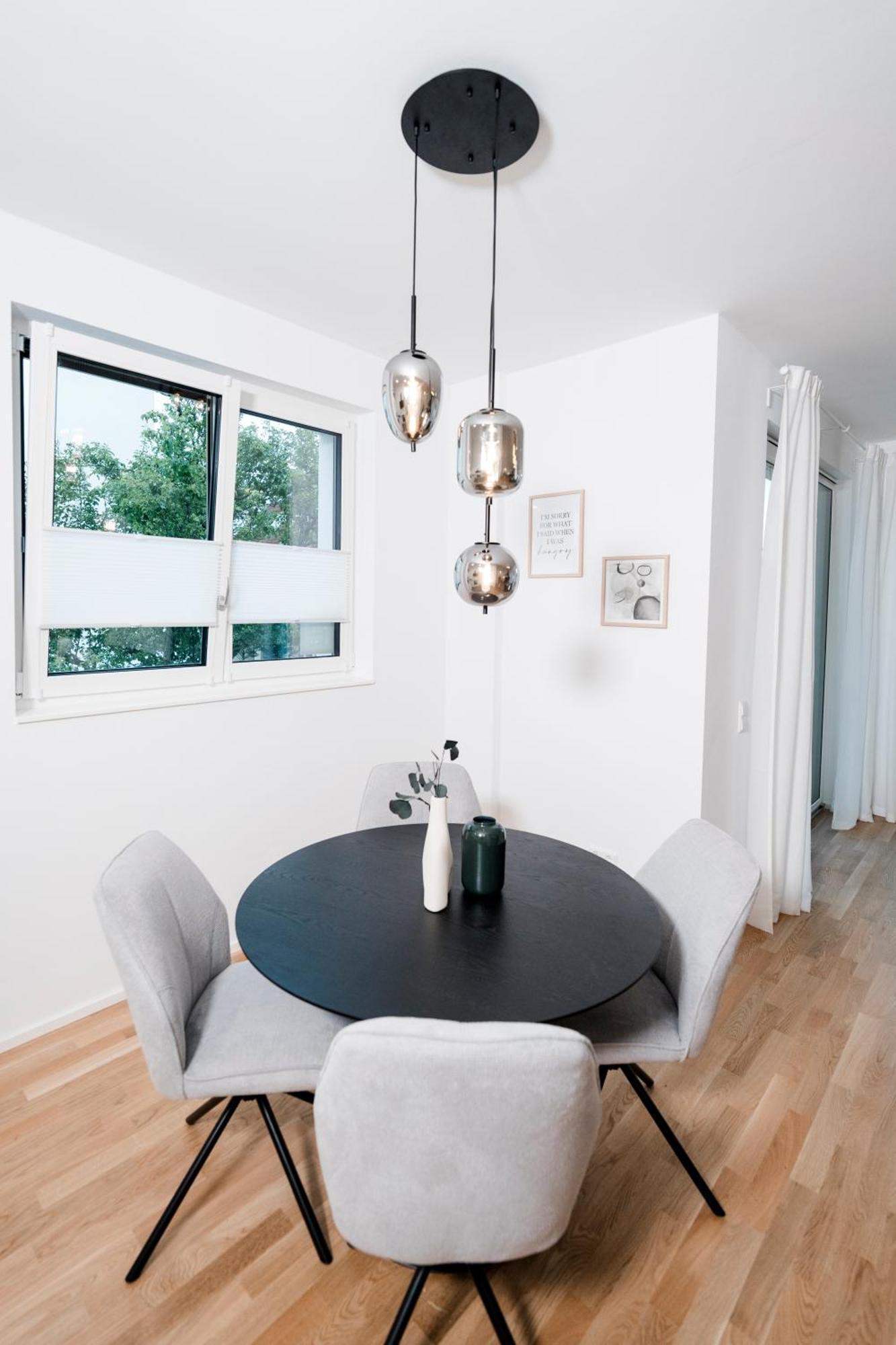 Kocasa-Apartments 01, City-Center Boeblingen, Stellplatz, Balkon, Waipu-Tv מראה חיצוני תמונה