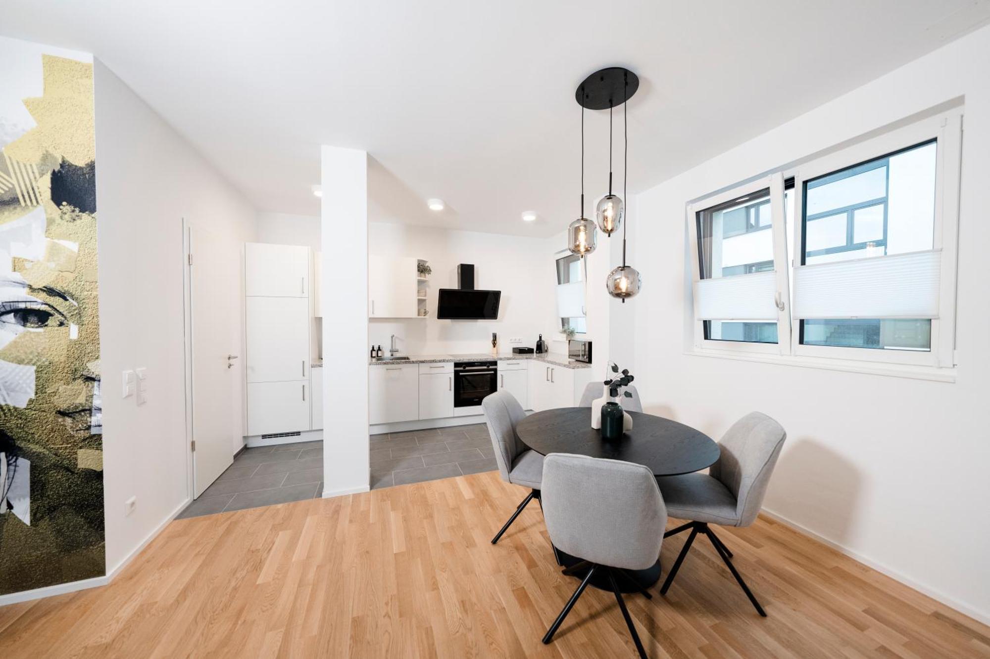 Kocasa-Apartments 01, City-Center Boeblingen, Stellplatz, Balkon, Waipu-Tv מראה חיצוני תמונה