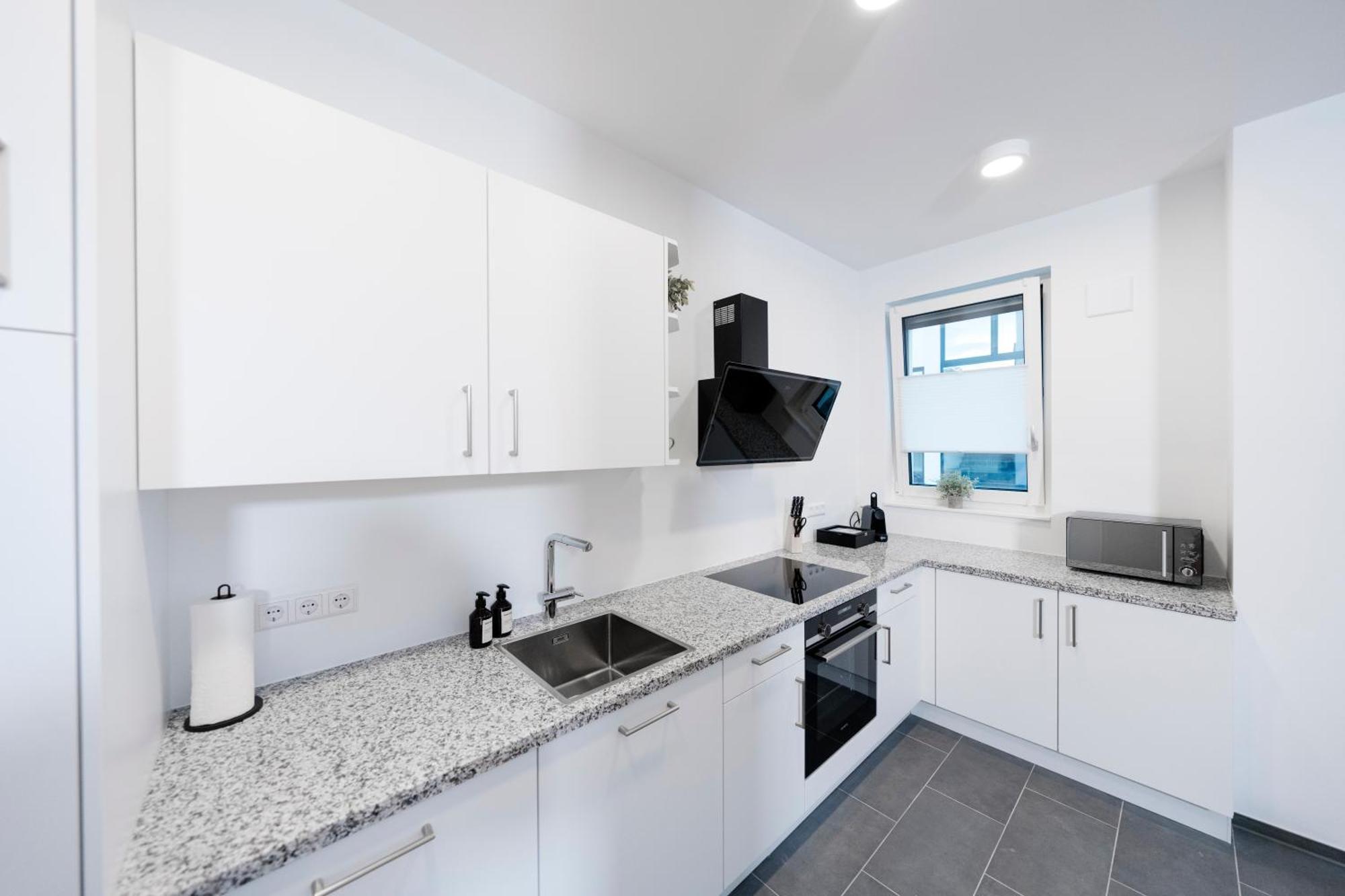 Kocasa-Apartments 01, City-Center Boeblingen, Stellplatz, Balkon, Waipu-Tv מראה חיצוני תמונה