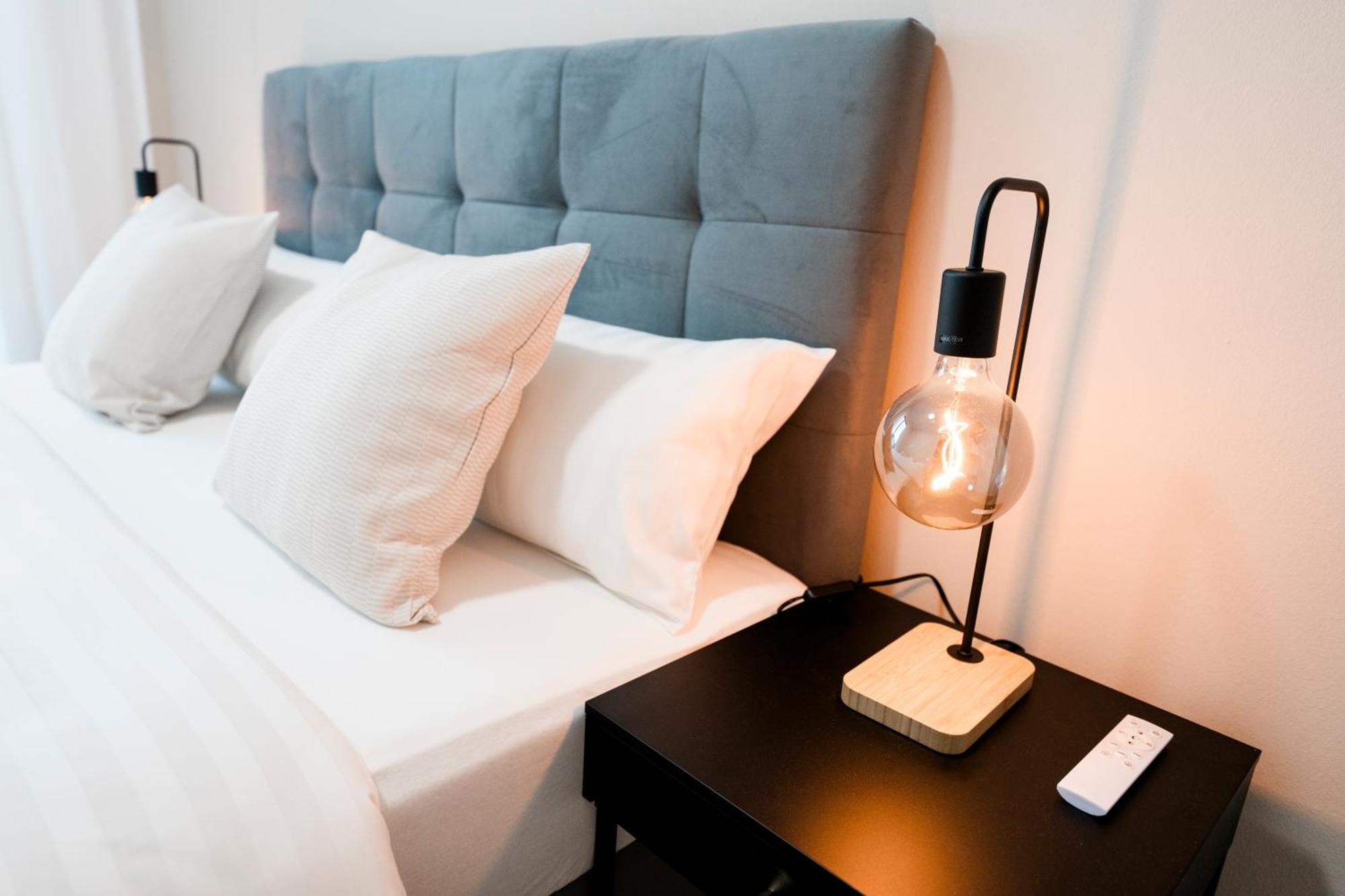 Kocasa-Apartments 01, City-Center Boeblingen, Stellplatz, Balkon, Waipu-Tv מראה חיצוני תמונה