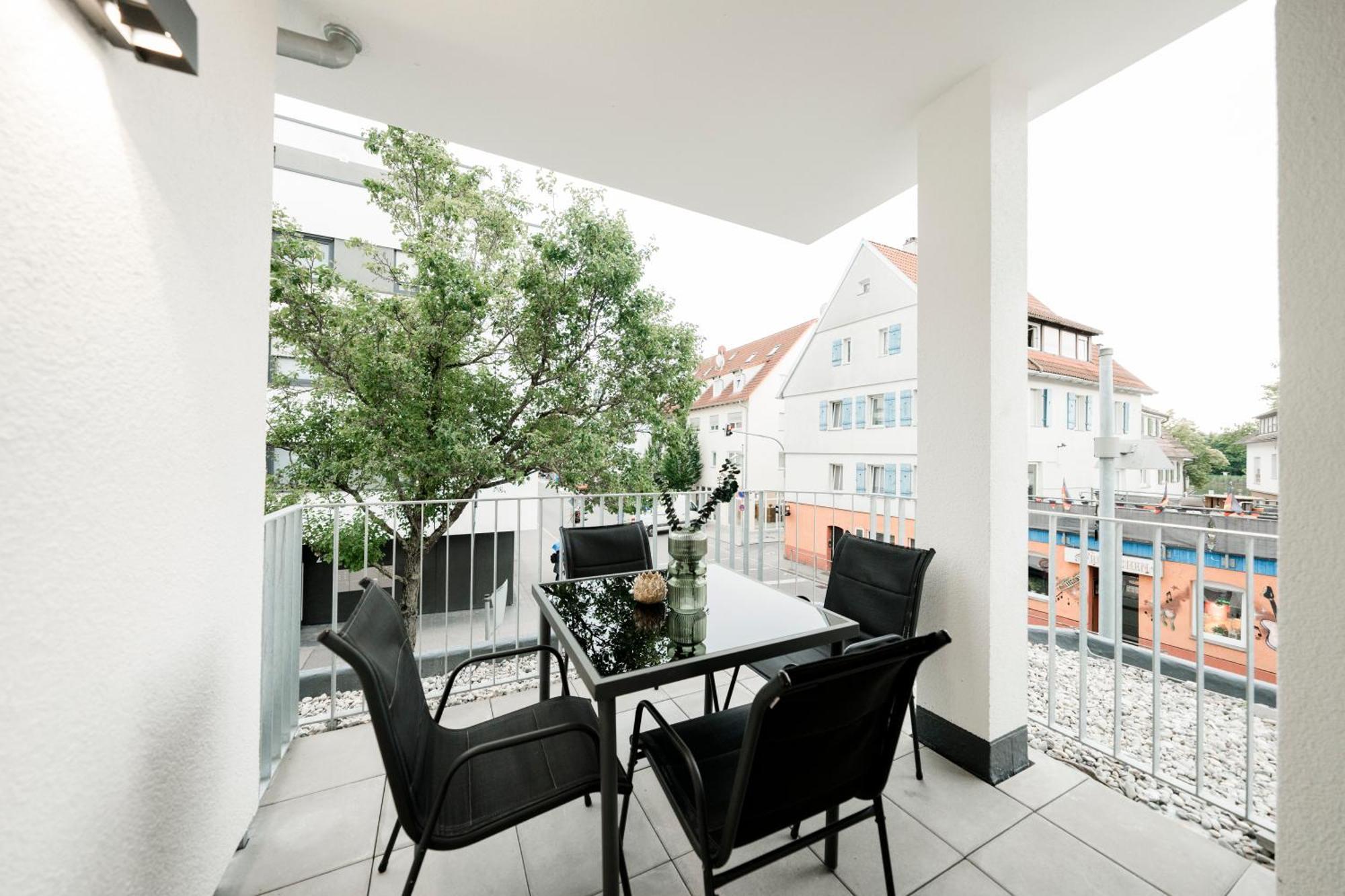 Kocasa-Apartments 01, City-Center Boeblingen, Stellplatz, Balkon, Waipu-Tv מראה חיצוני תמונה